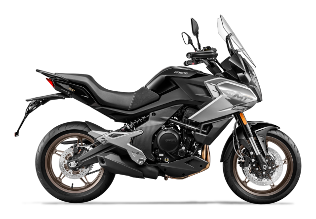 Moto CF MOTO 700MT 2025